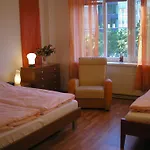 Appartamento Up To 17 *